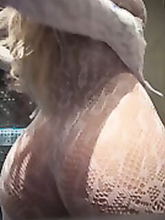 nipples seethrough