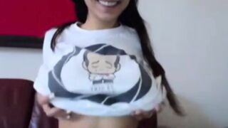 Mia Khalifa Flashed Big Naked Boobs Multiple Times In Livestream Porn Leak