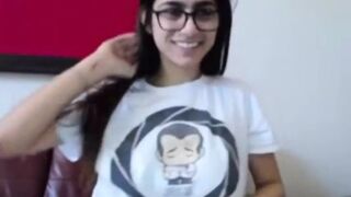 Mia Khalifa Flashed Big Naked Boobs Multiple Times In Livestream Porn Leak