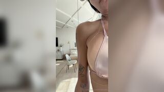 Mia Khalifa Bathtub Naked Cleaning Her Up Leaked Ppv Onlyfans