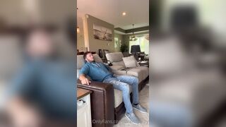 Baileybi Lap Hump In Her Bf And Suck Him Off Onlyfans Leak