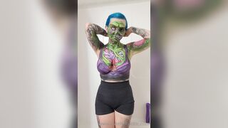 Alientrashkitty washing up paint full naked onlyfans leak