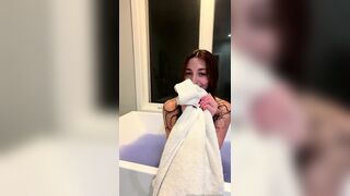 Megan Mccarthy Livestream Full Nude Leaked Video