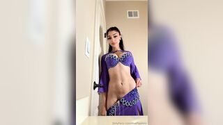 Divaflawless Strips Her Skirt And Flash Pussy Slightly Leak Onlyfans Video