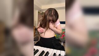 Drew Gulliver Squirting Nude Pussy Masturbating Leaked Onlyfans Video