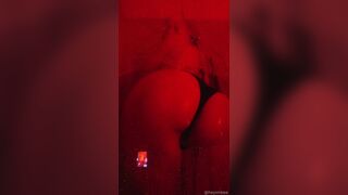 Hey I M Bee AKA Heyimbee Big Booty And Tits Squeezing On Shower Girls Onlyfans Video