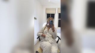 Lillian Phillips Squirting Nude Pussy On Mirror Onlyfans
