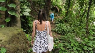 Flashingemma Teasing Boys At The Waterfall Bralessforever Leak
