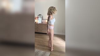 Rachel Jade Blowjob And Cum On Tits Onlyfans POV