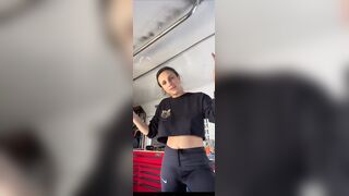 Texas Babe Getting Exposed Boob On Livestream