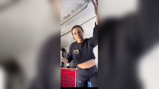 Texas Babe Getting Exposed Boob On Livestream