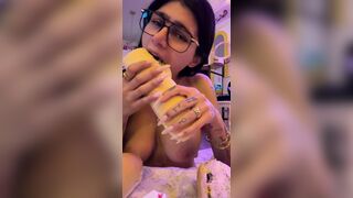 Mia Khalifa Doing Food Reiview With Her Tits Out Latest Onlyfans