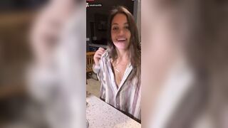 Sarahvanlife Tit Slips On Livestream TikTok