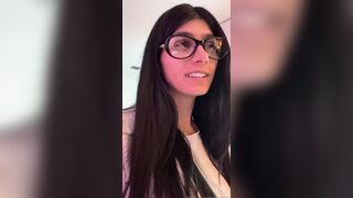 Mia Khalifa Trying Her Slippers With Nude Tits Out Onlyfans