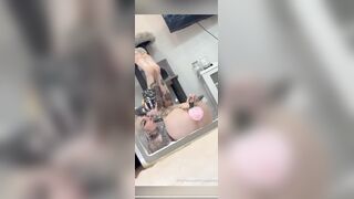 Cruella Morgan Mirror Selfie Of Fucking Her Pussy With Dildo Onlyfans