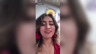Karolguerra130 flashes titties on TikTok livestream