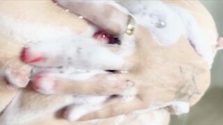 Paige Vanzant Soapy Closeup Scrub On Tits And Pussy