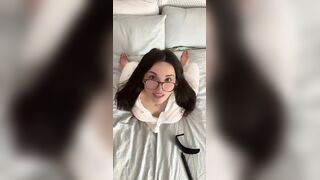 Blinkx Pleasures Herself While Lying On The Bed