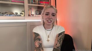 Babyfooji Sucking Her Neighbor Rides Him In Pussy Roleplay Onlyfans