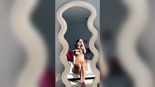 Ashleigh Skies Teases With A Butt Plug Before Pleasuring Herself