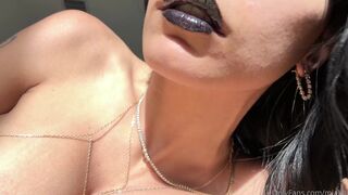 Mia Khalifa Wearing Black Lipstick Kiss On Her Nude Tits With Black Onlyfans