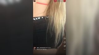 Allie Brink Took Her Shorts Off And Showing Her Thicc Ass On Livestream
